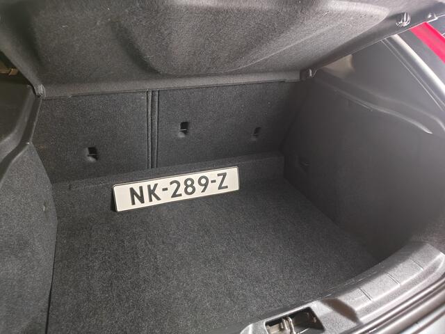 Volvo V40 2.0 D2 Momentum automaat navigatie