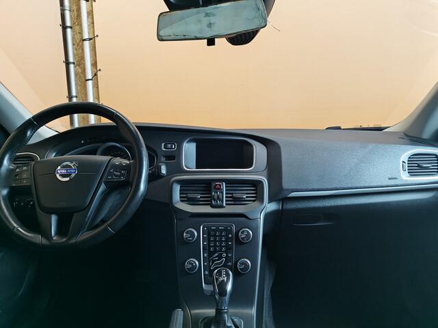 Volvo V40 2.0 D2 Momentum automaat navigatie