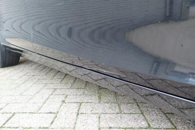 Volvo V40 2.0 T3 NORDIC+ ( EXPORT PRICE)