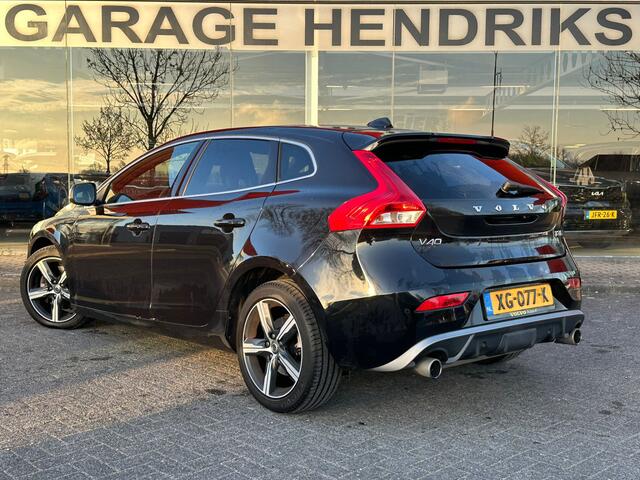 Volvo V40 1.5 T3 153pk Polar+ Sport Automaat | Pano | Trekhaak 1500kg | H&K | occasion