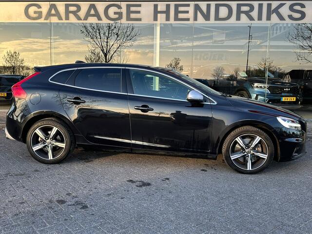 Volvo V40 1.5 T3 153pk Polar+ Sport Automaat | Pano | Trekhaak 1500kg | H&K | occasion