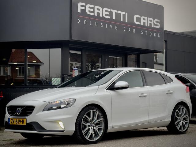 Volvo V40 2.0 T2 OCEAN-RACE R-DESIGN LEDER NAVI AIRCO LED 18 INCH-LMV PDC