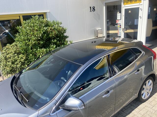 Volvo V40 2.0 D2 Inscription Panoramadak Nieuwe D-riem