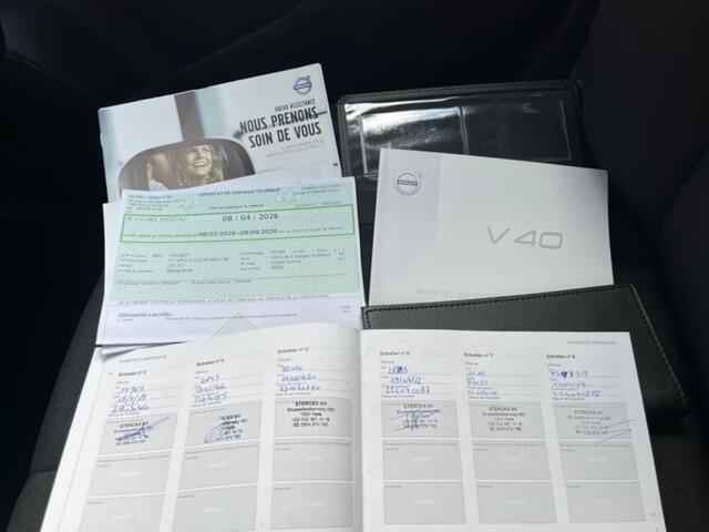 Volvo V40 2.0 T2 122PK Onderhoudshistorie/PDC/Bluethooth