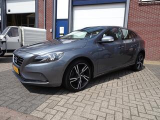 volvo-v40-2.0-t2-r-design-trekhaak-