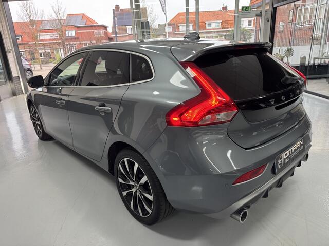 Volvo V40 1.5 T3 Polar+ R-Design Aut. Pano Camera Nap