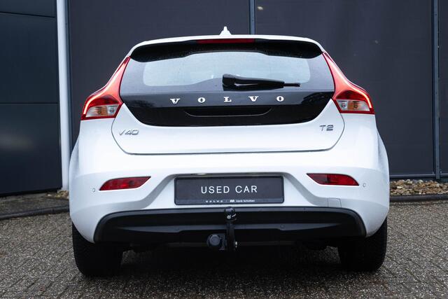 Volvo V40 T2 Polar+ | Zwart Lederen Bekleding | Fullmap Navigatie | Stoelverwarming | Parkeercamera achter | Volvo on Call | Climate Control | Cruise Control |