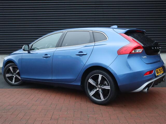 Volvo V40 2.0 T4 Business Sport R-design | Clima | Cruise | Multimedia/Navi | Leder | Stoelverwarming | PDC + Camera |