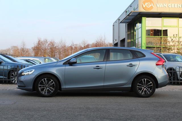 Volvo V40 1.5 T2 Nordic+ Automaat | Dealer onderhouden