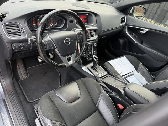 Volvo V40 1.5 T3 Polar+ Sport Stoelverw/Pano/HK/Clima/LED