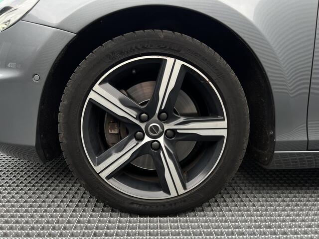 Volvo V40 1.5 T3 Polar+ Sport Automaat, R-design, Leder, Trekhaak met afneembare kogel, Panoramadak, Extra getint glas vanaf B-stijl, Stoelverwarming, Elektrisch verstelbare bestuurdersstoel