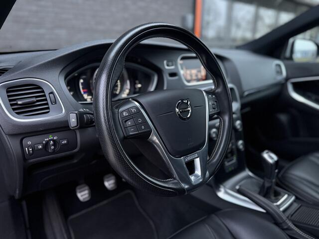 Volvo V40 2.0 T4 Business Sport l Pano l Leder l Trekhaak l Camera l Standkachel
