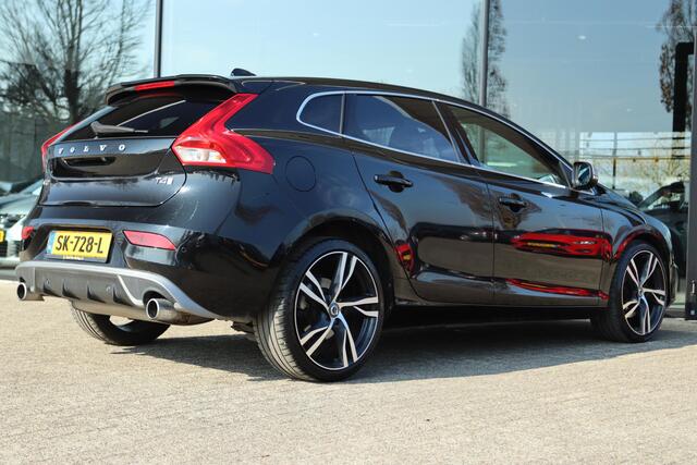 Volvo V40 2.0 T4 BUSINESS SPORT R-DESIGN AUT. | PANO | LED | LEDER | NAVI | CAMERA | CRUISE | CLIMATE