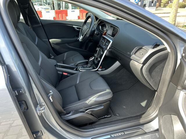 Volvo V40 1.5 T2 Polar+ Automaat airco/ecc navigatie