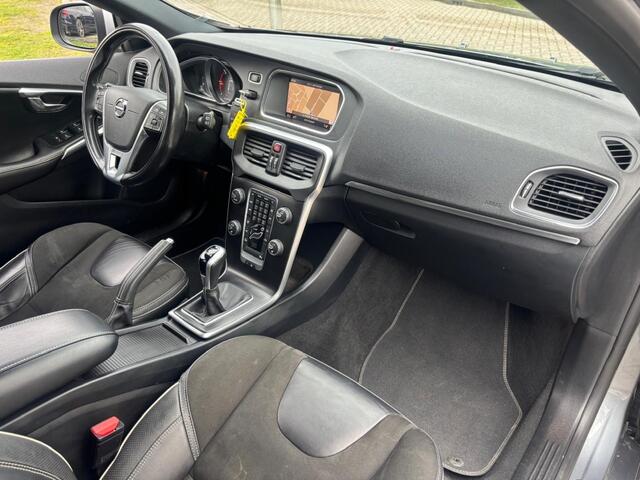 Volvo V40 2.0 D3 Sport R-Design 2017 1E Eigenaar NL Auto