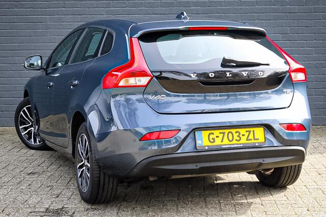 Volvo V40 1.5 T2 Polar+ AUTOMAAT / CRUISE. / LED