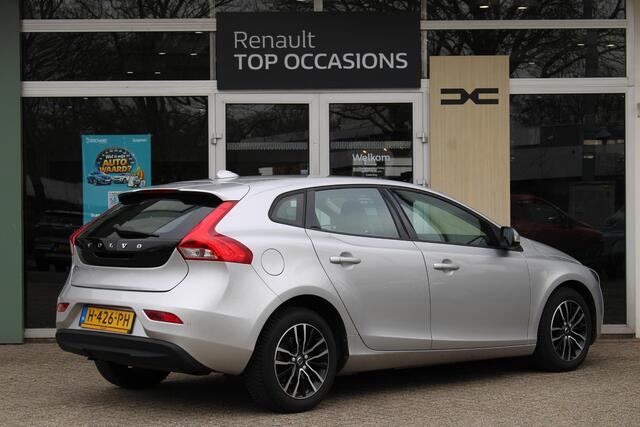 Volvo V40 2.0 T2 Momentum | Cruise Control | Navi | Parkeersensoren |
