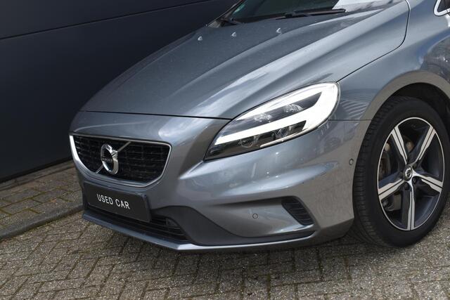 Volvo V40 T3 Automaat Polar+ Sport | Panoramadak | Achteruitrijcamera | Navigatie | Stoelverwarming | Standkachel | Trekhaak