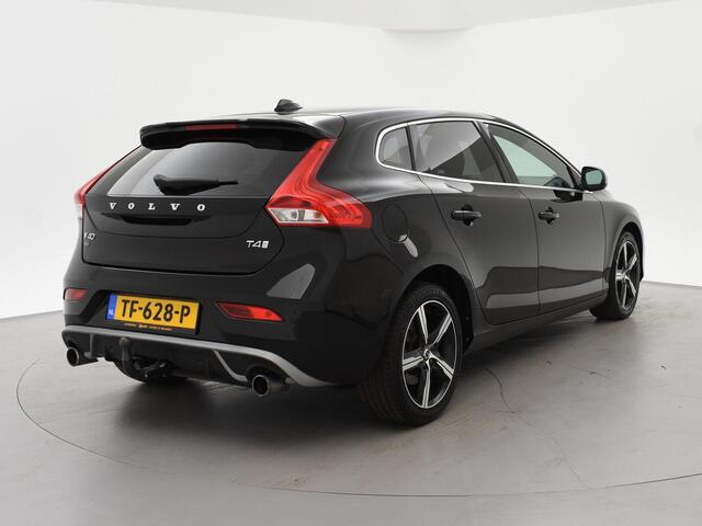 Volvo V40 2.0 T4 190 PK R-DESIGN SPORT + AFN. TREKHAAK | LED | SPORTSTOELEN | STOELVERW.