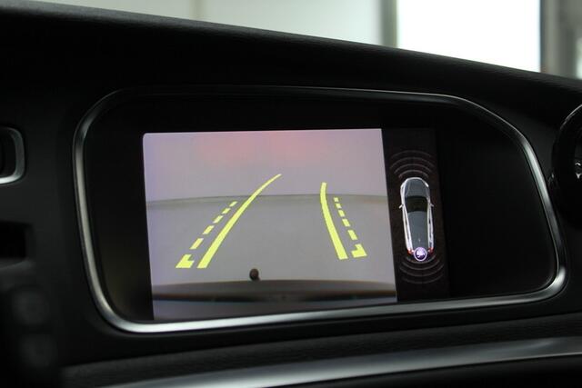 Volvo V40 1.5 T3 Polar+ Sport 153PK | RIJKLAAR | R-DESIGN | ALCANTARA/LEER | AUTOMAAT | PANORAMADAK | HARMAN KARDON | AFN.TREKHAAK | PARK.SENSOREN