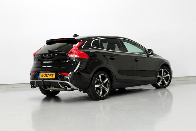 Volvo V40 1.5 T3 Polar+ Sport 153PK | RIJKLAAR | R-DESIGN | ALCANTARA/LEER | AUTOMAAT | PANORAMADAK | HARMAN KARDON | AFN.TREKHAAK | PARK.SENSOREN