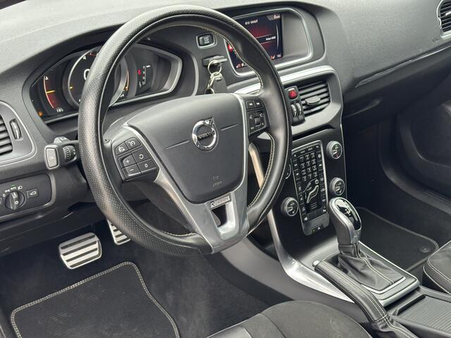 Volvo V40 1.5 T3 Polar+ R-Design Sport / NL Auto / Navi / Camera / Stoelverwarming / Panoramadak /