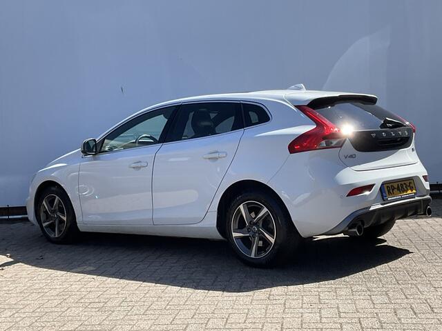 Volvo V40 2.0 D3 Business Sport Automaat Pano Nav/Cam Stoelverw Leer Orig.NL Voll.Onderhouden!