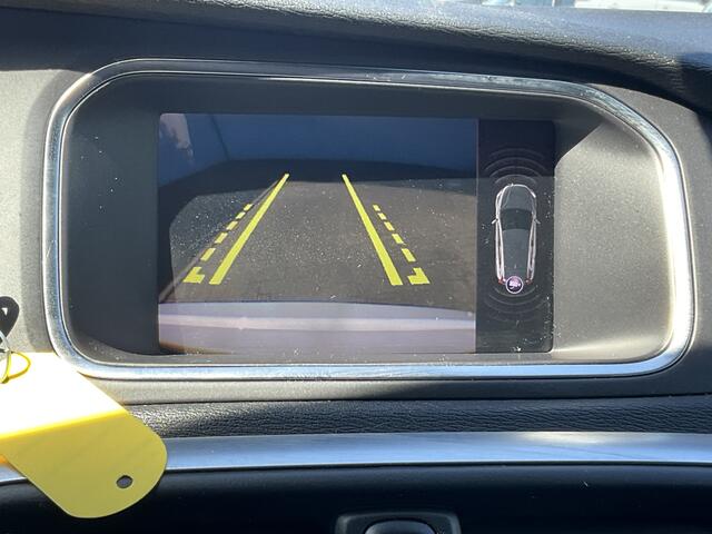 Volvo V40 2.0 D3 Business Sport Automaat Pano Nav/Cam Stoelverw Leer Orig.NL Voll.Onderhouden!