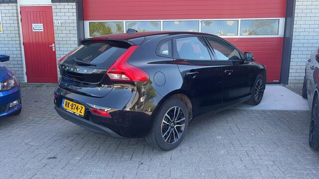 Volvo V40 1.5 T2 Nordic+ AUTOMAAT / FULL LED / STANDKACHEL / STOELVERW / NAVI / CLIMA / PDC / BLUETOOTH / CRUISE / NL-AUTO