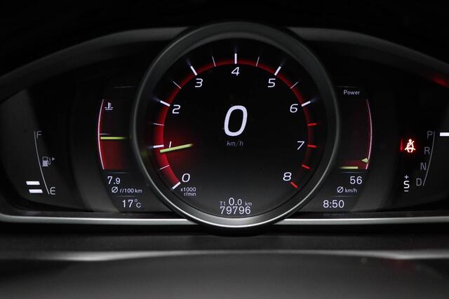 Volvo V40 2.0 T4 Business Sport | HALF LEDER | STOELVERWARMING | CAMERA | TREKHAAK AFNEEMBAAR