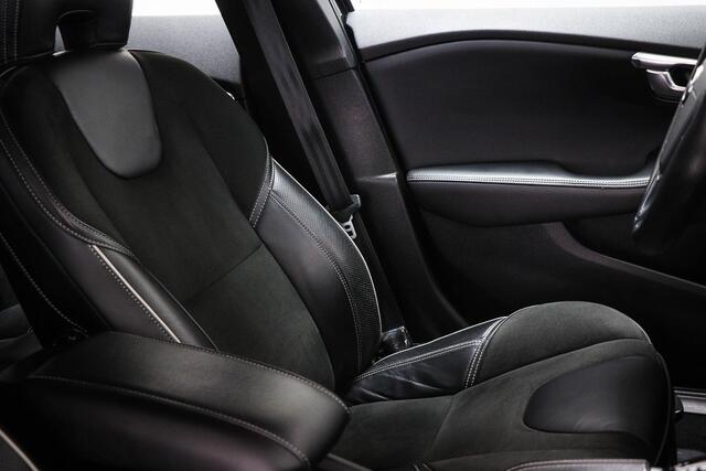 Volvo V40 2.0 T4 Business Sport | HALF LEDER | STOELVERWARMING | CAMERA | TREKHAAK AFNEEMBAAR