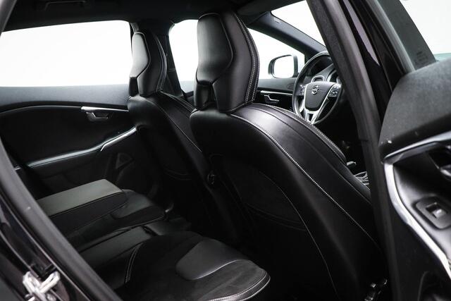 Volvo V40 2.0 T4 Business Sport | HALF LEDER | STOELVERWARMING | CAMERA | TREKHAAK AFNEEMBAAR