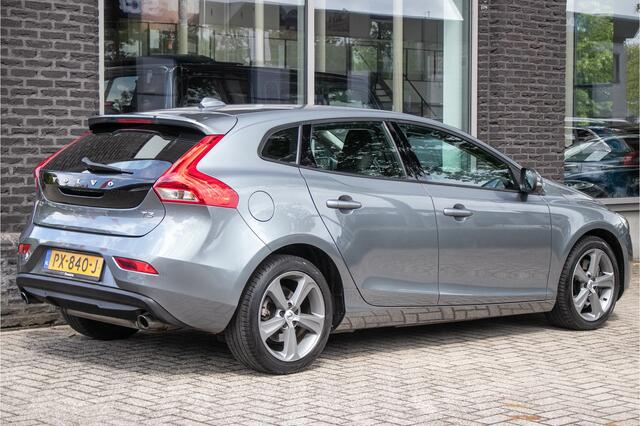 Volvo V40 1.5 T3 Nordic+ | All season banden