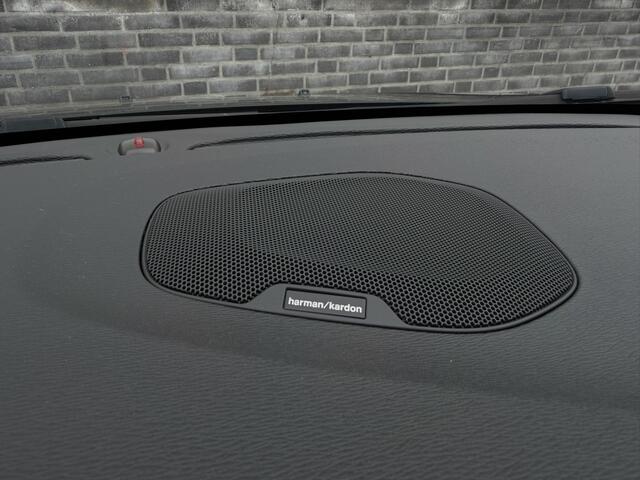 Volvo V40 1.5 T3 Dynamic Edition | Trekhaak | LED | Navi | Climate | Cruise | Stoelverwarming