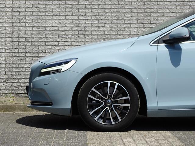 Volvo V40 1.5 T2 | Geartronic | Inscription | Trekhaak | Panoramadak