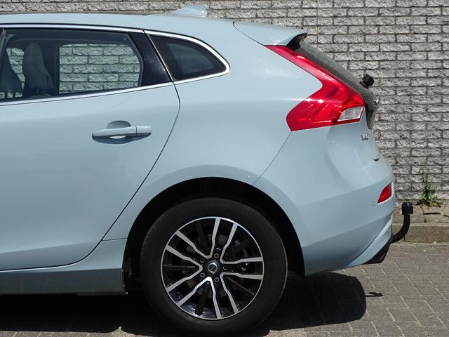 Volvo V40 1.5 T2 | Geartronic | Inscription | Trekhaak | Panoramadak