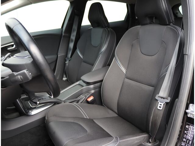 Volvo V40 1.5 T3 Momentum | Trekhaak | Stoelverwarming | Org. NL