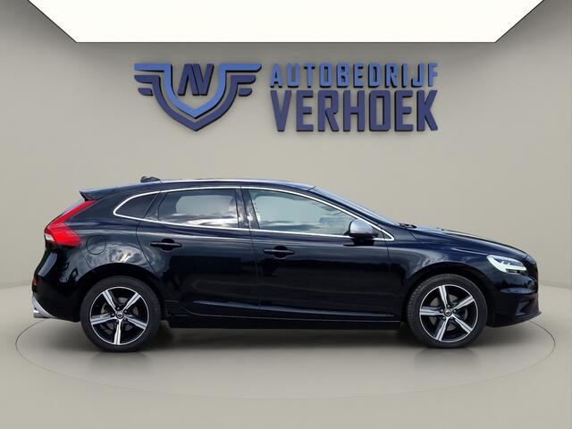 Volvo V40 2.0 T4 R-Design 190 PK Panodak - Trekhaak - NL Auto - Leer