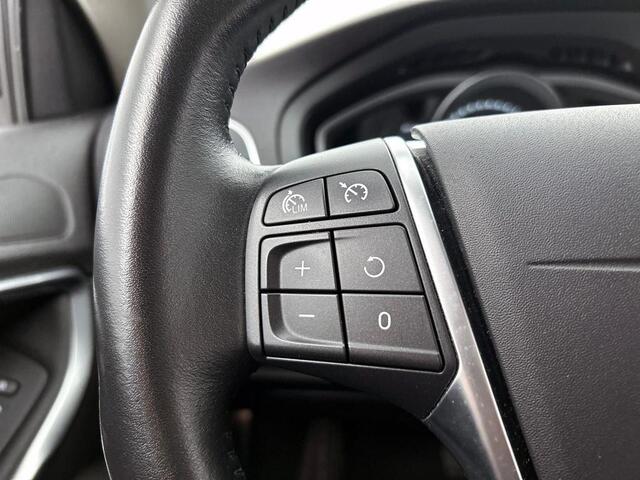 Volvo V40 1.5 T3 Nordic+ | Automaat | Stoelverwarming | Trekhaak |