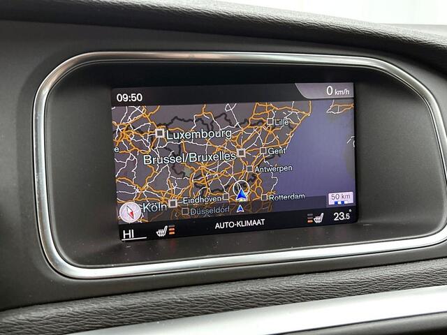 Volvo V40 1.5 T3 Nordic+ | Automaat | Stoelverwarming | Trekhaak |