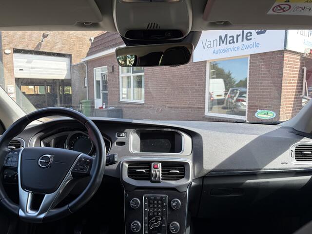 Volvo V40 2.0 T3 Nordic+ TREKHAAK PDC STOELVERWARMING