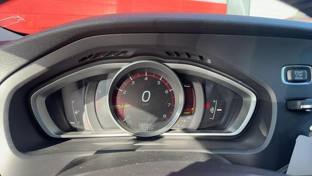 Volvo V40 2.0 T2 Nordic+ FULL LED / STANDKACHEL / STOELVERW / NAVI / CLIMA / PDC / BLUETOOTH / CRUISE / NL-AUTO