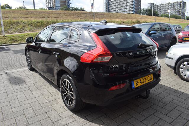 Volvo V40 2.0 T2 Inscription Climate Cruise PDC Navi