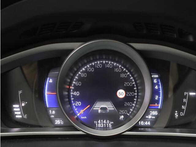 Volvo V40 T3 Automaat Polar+ Sport R-Design / Trekhaak / Adapt. cruise / Standkachel / Elektr. bed. stoelen / BLIS / Stoel+stuurwielverwarming