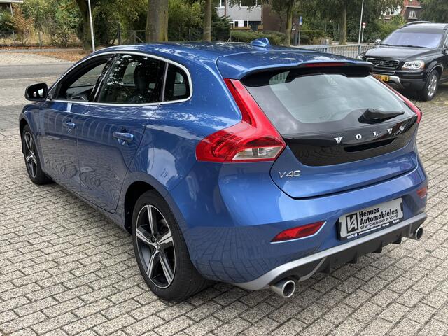 Volvo V40 2.0 T2 R-Design Stoelverwarming PDC On call