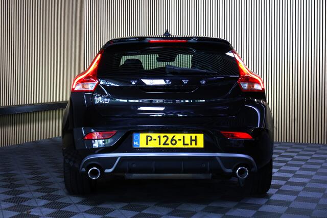 Volvo V40 2.0 T5 R-Design AVM NAVI CLIMA CRUISE PDC STOELVERWARMING "18