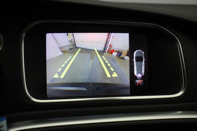 Volvo V40 1.5 T3 Nordic+ Automaat - Panorama, Navi, Camera, Leer, Memory, Stoelverw.