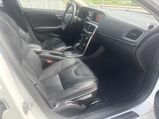 Volvo V40 1.5 T2 Geartronic