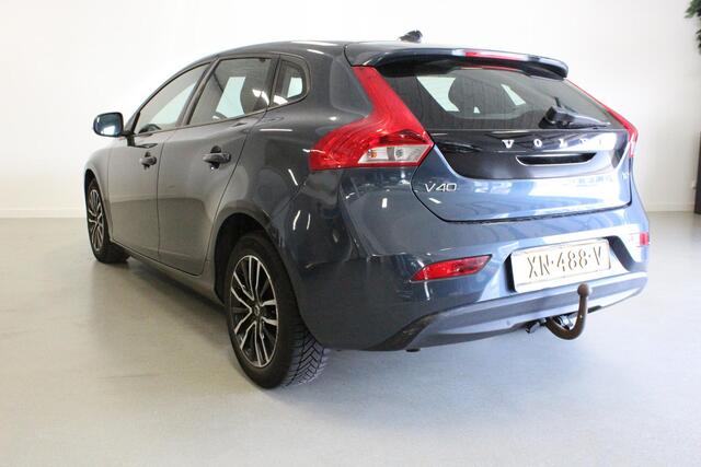 Volvo V40 1.5 T2 Polar+ AFN-TREKHAAK | NAVIGAIE | BLUETOOTH | CRUISE | STOELVERWARMING
