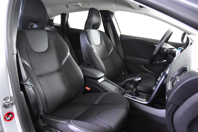 Volvo V40 2.0 T3 Nordic+ *Leer*Navigatie*Stoelverwarming*Trekhaak*